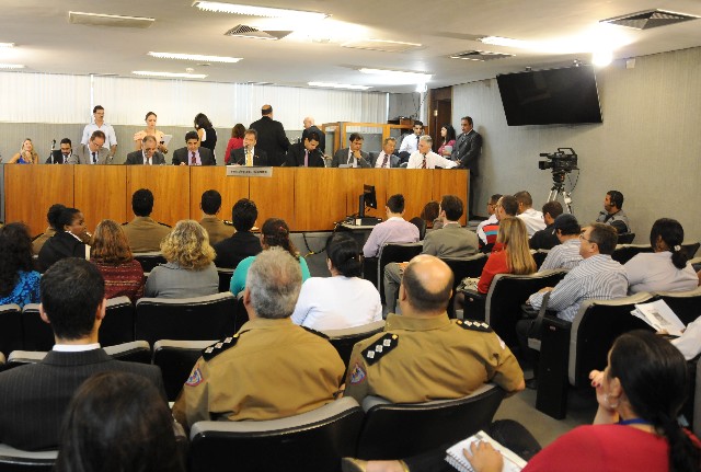 Comissão debateu denúncias contra possíveis violações de direitos humanos sofridas por policiais militares