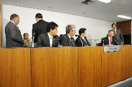 Comissão Especial da Dívida Pública - análise de proposições