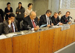 Comissão de Fiscalização Financeira e Orçamentária - análise de proposições