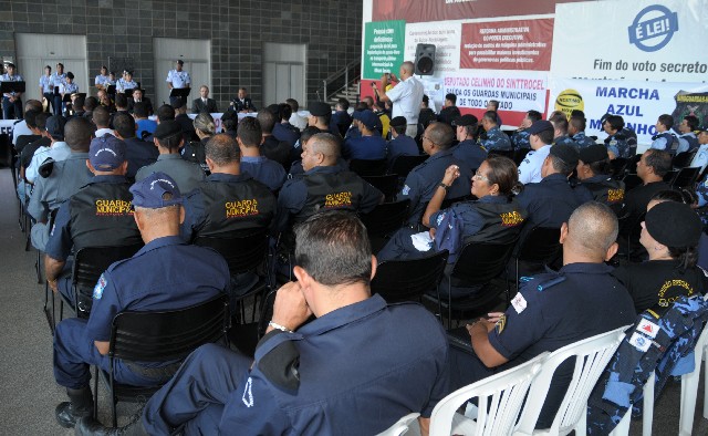 Guardas municipais de vários municípios do Estado participaram do evento no Hall das Bandeiras