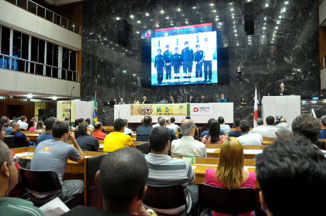 Na parta da tarde desta terça (10), a profissionalização da arbitragem no futebol brasileiro também foi defendida