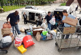 Campanha Assembleia Solidária - entrega dos donativos