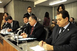 Comissão de Constituição e Justiça - análise de proposições