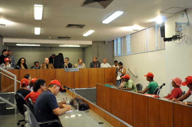 O acampamento Aurora, no município de Jequitinhonha, é composto por cerca de 200 pessoas