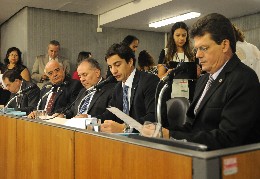 Comissão de Constituição e Justiça - análise de proposições