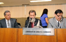 Comissão de Direitos Humanos - obtenção de esclarecimentos sobre denúncia de maus-tratos infringidos a fugitivos da cadeia pública de Pompéu