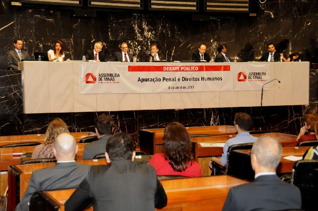 ALMG vai se posicionar formalmente junto ao Congresso Nacional a fim de derrubar a PEC 37/11