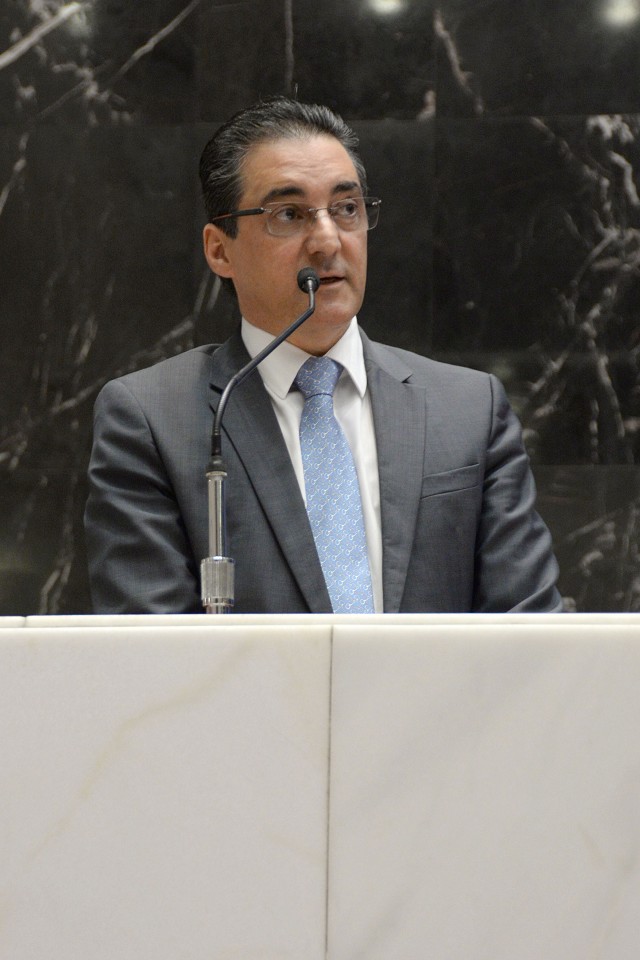 João Magalhães falou da falta de fiscalização sobre mineradoras