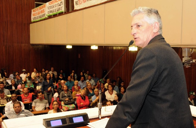 O deputado Rogério Correia foi o autor do requerimento para a reunião