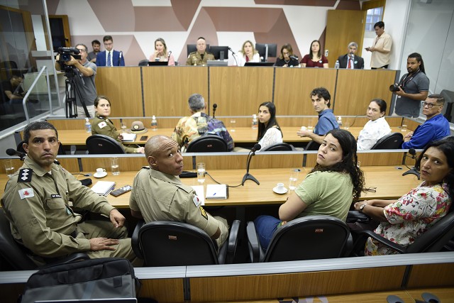 Comissão de Educação, Ciência e Tecnologia - debate sobre as carreiras da educação básica do Colégio Tiradentes