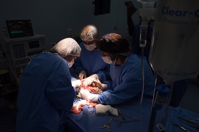 Comissão de Educação, Ciência e Tecnologia - visita à Escola de Veterinária da UFMG pra verificar impactos da corrida de Stock Car no Hospital Veterinário