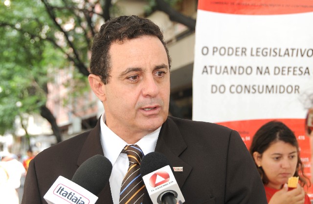 Comissão de Defesa do Consumidor e do Contribuinte - ação educativa em comemoração ao Dia Mundial dos Direitos do Consumidor