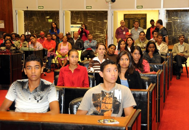 Comissão de Direitos Humanos - debate sobre os impactos sociais da atividade de mineração no Estado