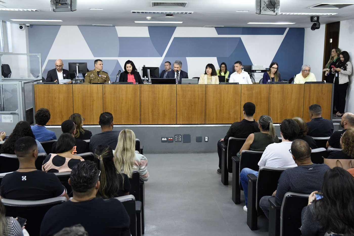 Comissão de Assuntos Municipais e Regionalização - debate sobre o planejamento urbano no Bairro Dona Clara em Belo Horizonte