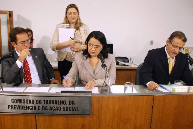 Comissão é favorável a PL que obriga identificação de menores em hotéis