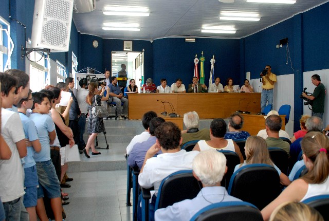 Audiência contou com a presença expressiva de moradores do município