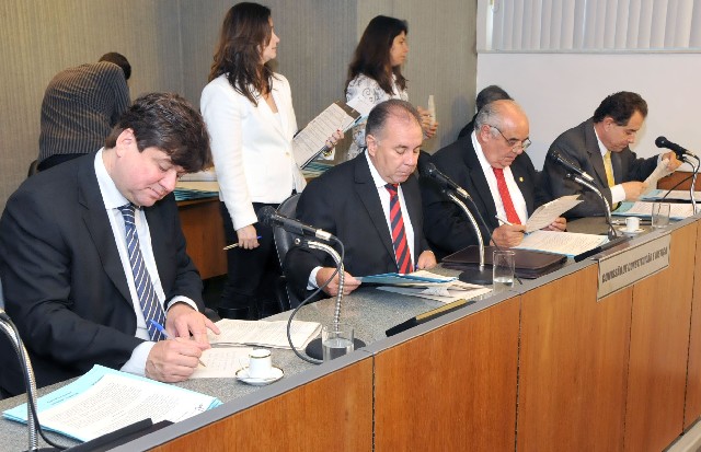 O relator do projeto na CCJ foi o deputado Sebastião Costa
