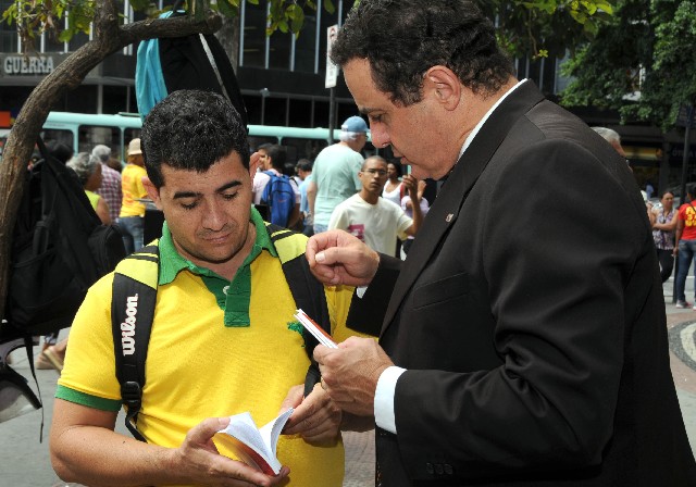 Comissão de Defesa do Consumidor e do Contribuinte - ação educativa em comemoração ao Dia Mundial dos Direitos do Consumidor