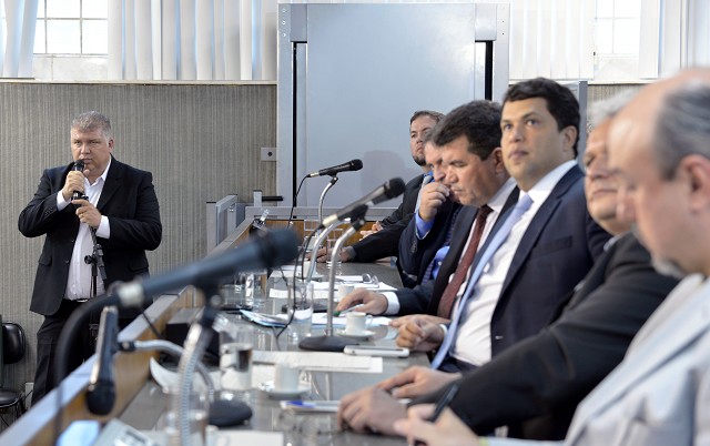 Comissão de Minas e Energia - debate sobre a formação de mão de obra técnica destinada à produção de energia solar fotovoltaica