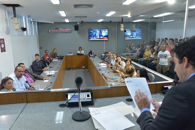 Comissão de Direitos Humanos - debate sobre pedido de reintegração de posse em loteamento de Pedro Leopoldo