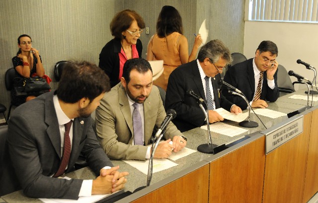 A Comissão de Fiscalização Financeira aprovou parecer favorável à proposição