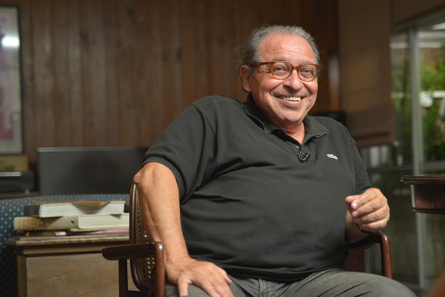 Ruy Castro conta ao Memória & Poder algumas das histórias que viveu e registrou
