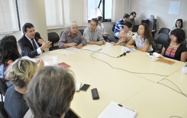 O presidente da Comissão de Cultura, deputado Bosco, comandou a reunião