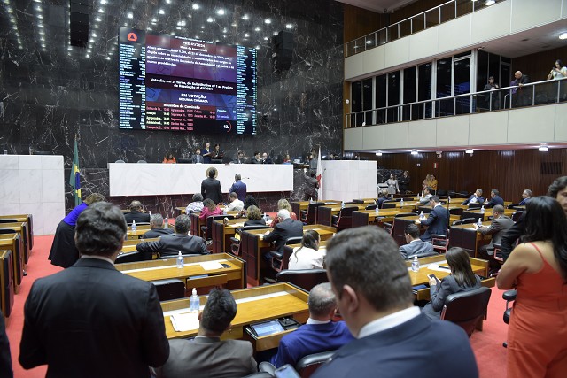 Reunião - tarde - análise de proposições