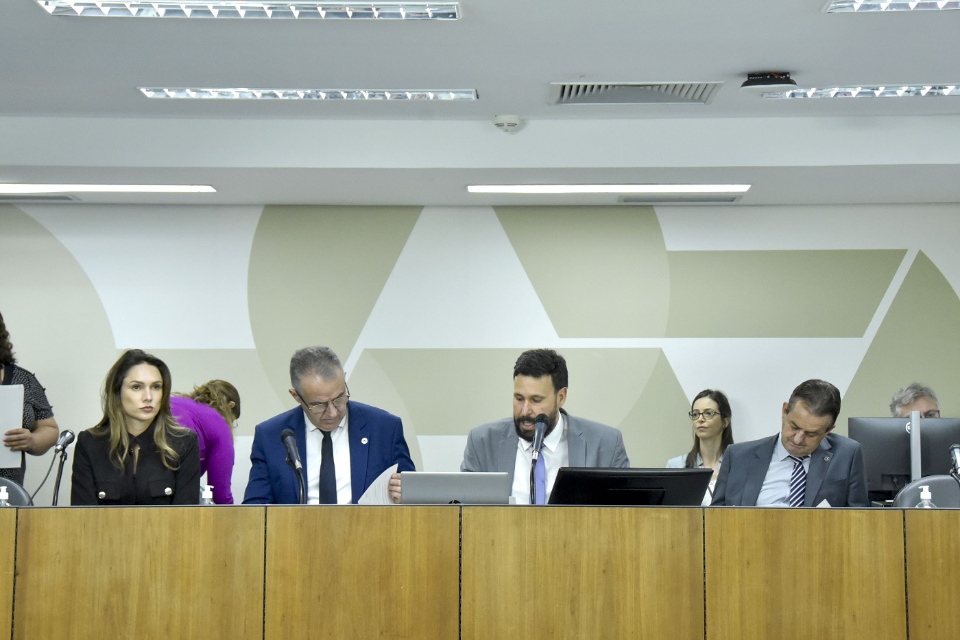 Comissão de Agropecuária e Agroindústria - debate sobre os avanços e os desafios do Programa Estadual de Cooperativismo da Agricultura Familiar e Agroindústria Familiar de Minas Gerais (Cooperaf).