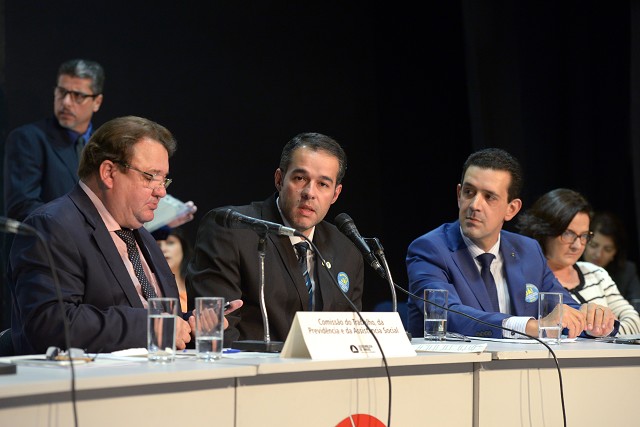 Comissão do Trabalho, da Previdência e da Assistência Social - debate sobre as condições de trabalho dos fisioterapeutas e terapeutas ocupacionais