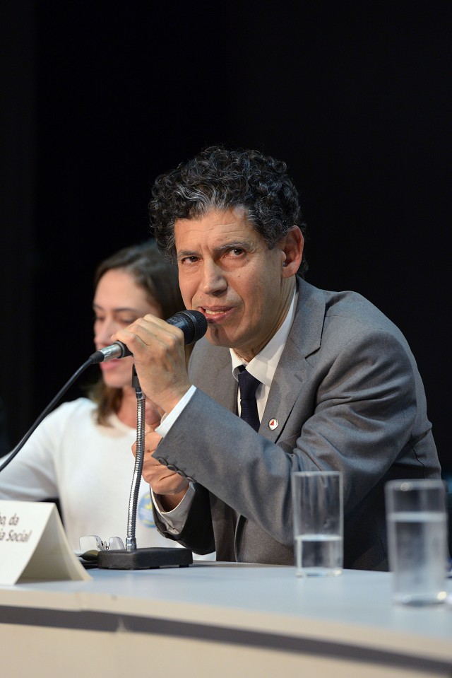 Comissão do Trabalho, da Previdência e da Assistência Social - debate sobre as condições de trabalho dos fisioterapeutas e terapeutas ocupacionais