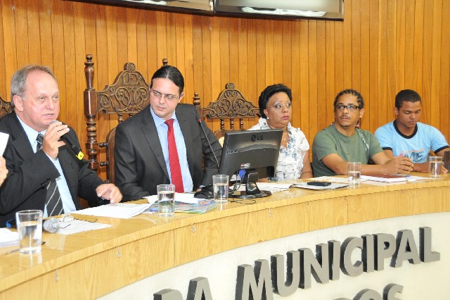O superintendente de Ensino de Montes Claros, Robson de Figueirêdo, afirmou que a música fará parte dos ensinos básico e médio a partir de 2013