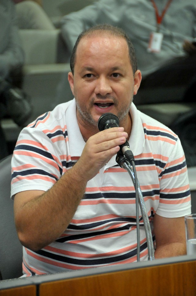 Comissão Extraordinária do Idoso - debate sobre a implementação de Conselhos do Idoso