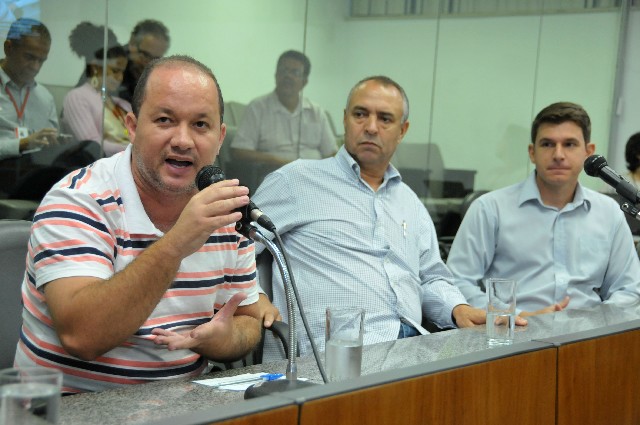 Comissão Extraordinária do Idoso - debate sobre a implementação de Conselhos do Idoso