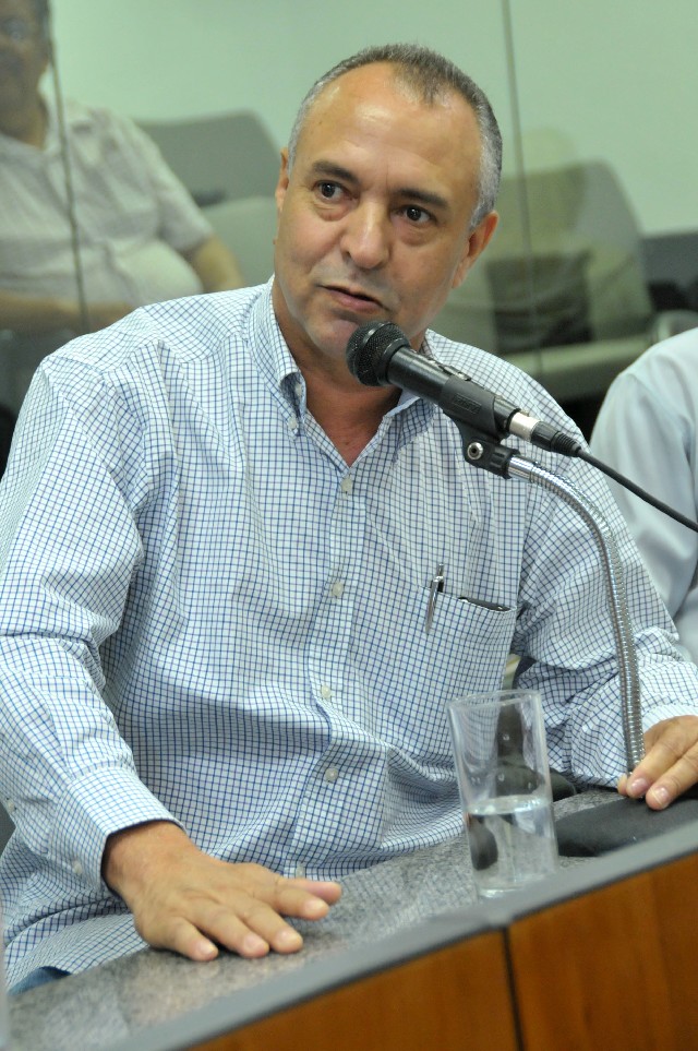 Comissão Extraordinária do Idoso - debate sobre a implementação de Conselhos do Idoso