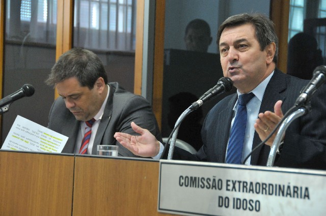 Comissão Extraordinária do Idoso - debate sobre a implementação de Conselhos do Idoso