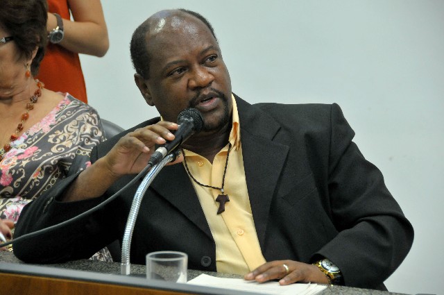 Segundo Dilson de Oliveira, a redução do tamanho das famílias impacta o cuidado do idoso e sua institucionalização