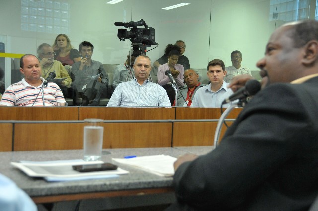 Comissão Extraordinária do Idoso - debate sobre a implementação de Conselhos do Idoso