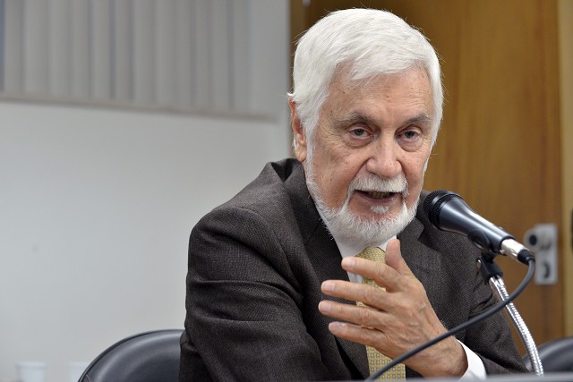 Economista Edmar Bacha é entrevistado pelo Memória & Poder - Assembleia  Legislativa de Minas Gerais