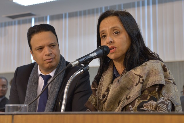 Lígia Pereira explicou que o governo não tem cumprido suas obrigações financeiras por falta de recursos