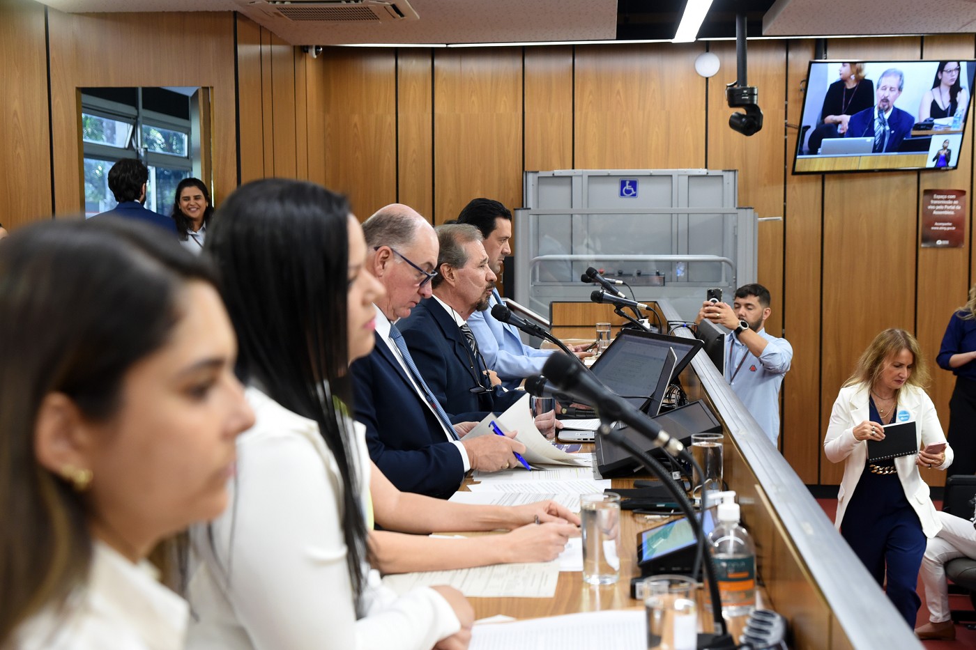 Comissão de Defesa dos Direitos da Pessoa com Deficiência - debate sobre a atuação do fisioterapeuta e do terapeuta ocupacional