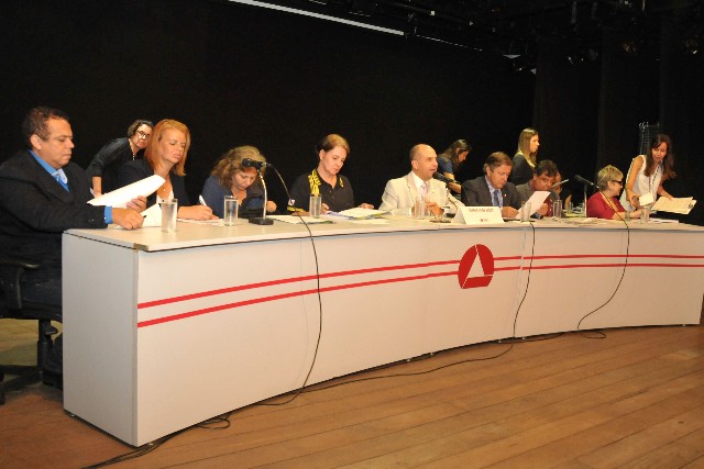 Participantes da reunião defenderam, também, um debate sobre a situação do Ipsemg, que estaria em crise financeiras e de gestão