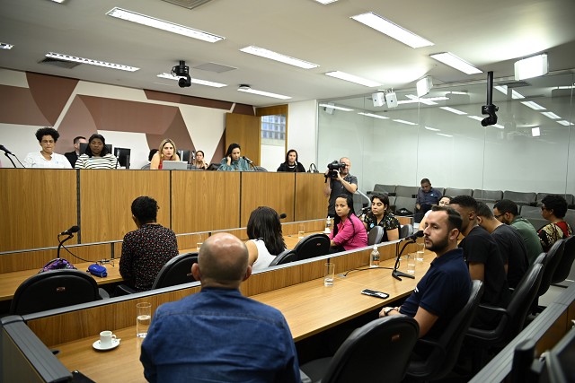 Comissão de Educação, Ciência e Tecnologia - debate sobre o apoio a estudantes com deficiência