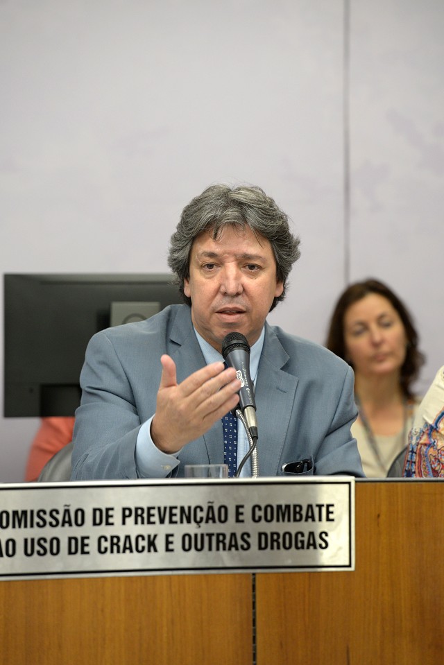 Antônio Jorge criticou a divulgação do resultado sem identificar as instituições