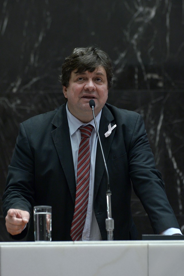 André Quintão convocou mobilização contra corte de recursos