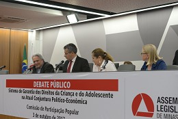 Evento foi realizado ao longo desta terça-feira (3) e tratou de diversos aspectos relacionados a crianças e adolescentes