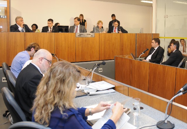 Comissão ouviu representantes da concessionária responsável pela MG-050