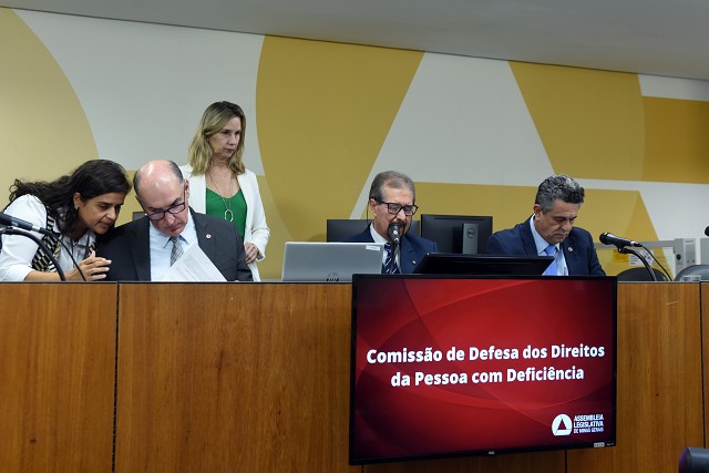 Comissão de Defesa dos Direitos da Pessoa com Deficiência - análise de proposições