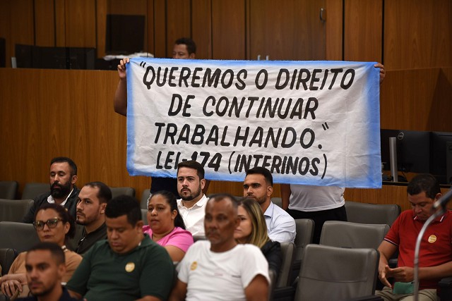 Comissão de Administração Pública - debate sobre insegurança jurídica de cartórios