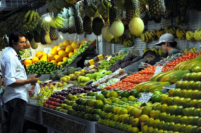 O levantamento dos preços de frutas, legumes e verduras foi feito junto a 39 sacolões da Capital - Arquivo/ALMG